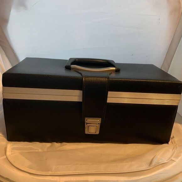 30 Cassette Tape Black Faux Leather Case - Picture 2 of 12